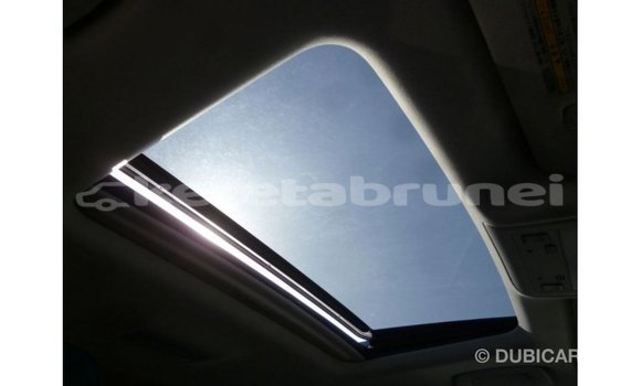 Buy Import Toyota Land Cruiser White Car in Import - Dubai in Belait Buy Import Toyota Land Cruiser White Car in Import - Dubai in Belait