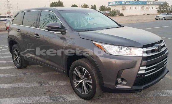 Buy Import Toyota Highlander Other Car in Import - Dubai in Belait Buy Import Toyota Highlander Other Car in Import - Dubai in Belait