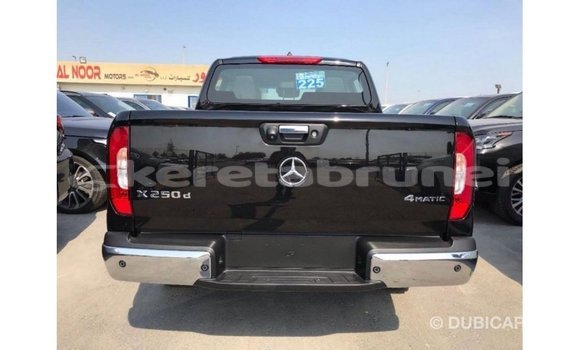 Buy Import Mercedes-Benz 250 Black Car in Import - Dubai in Belait Buy Import Mercedes-Benz 250 Black Car in Import - Dubai in Belait