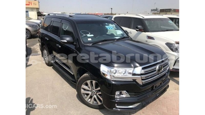 Big with watermark toyota land cruiser belait import dubai 2746