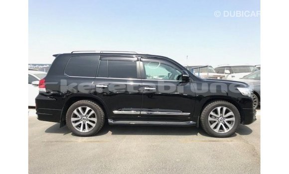 Buy Import Toyota Land Cruiser Black Car in Import - Dubai in Belait Buy Import Toyota Land Cruiser Black Car in Import - Dubai in Belait