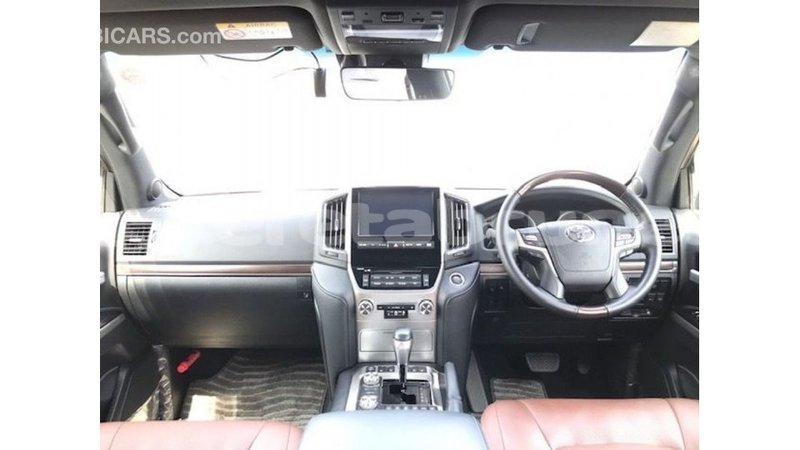 Big with watermark toyota land cruiser belait import dubai 2746