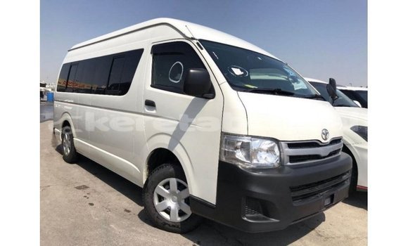Buy Import Toyota Hiace White Car in Import - Dubai in Belait Buy Import Toyota Hiace White Car in Import - Dubai in Belait