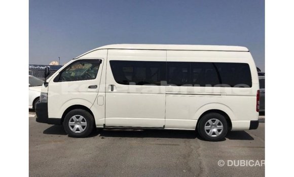 Buy Import Toyota Hiace White Car in Import - Dubai in Belait Buy Import Toyota Hiace White Car in Import - Dubai in Belait
