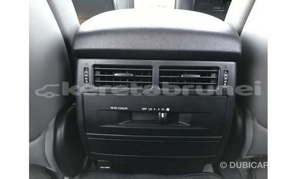 Buy Import Toyota Land Cruiser White Car in Import - Dubai in Belait Buy Import Toyota Land Cruiser White Car in Import - Dubai in Belait