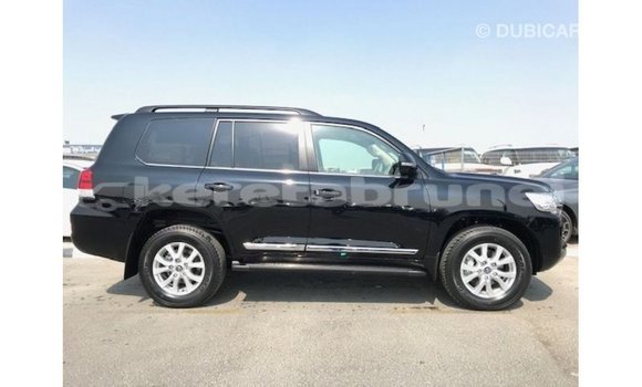 Buy Import Toyota Land Cruiser Black Car in Import - Dubai in Belait Buy Import Toyota Land Cruiser Black Car in Import - Dubai in Belait