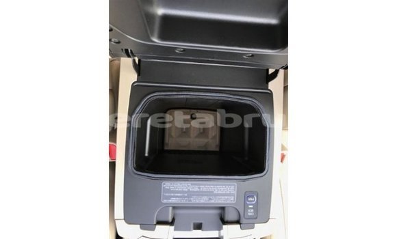 Buy Import Toyota Land Cruiser Black Car in Import - Dubai in Belait Buy Import Toyota Land Cruiser Black Car in Import - Dubai in Belait