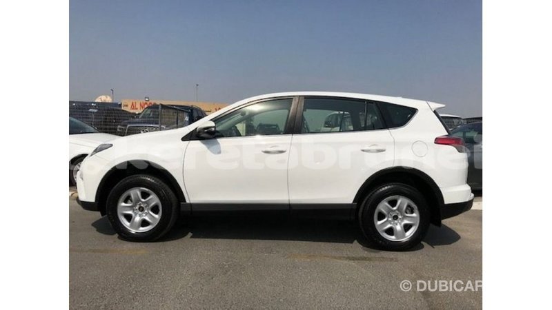 Big with watermark toyota hiace belait import dubai 2750