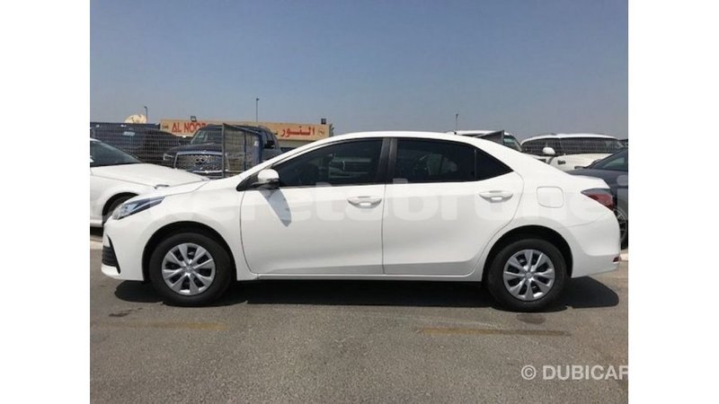 Big with watermark toyota corolla belait import dubai 2751