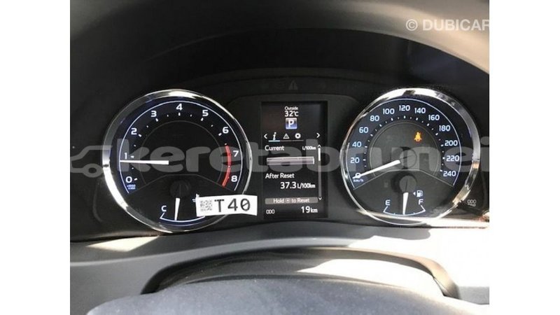 Big with watermark toyota corolla belait import dubai 2751