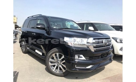 Buy Import Toyota Land Cruiser Black Car in Import - Dubai in Belait Buy Import Toyota Land Cruiser Black Car in Import - Dubai in Belait
