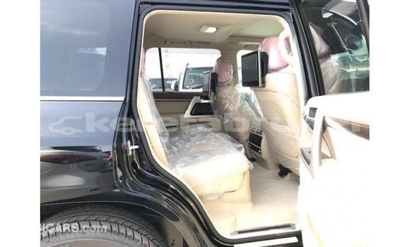 Buy Import Toyota Land Cruiser Black Car in Import - Dubai in Belait Buy Import Toyota Land Cruiser Black Car in Import - Dubai in Belait