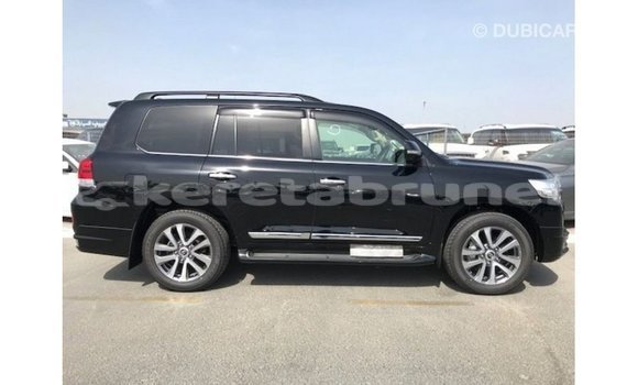 Buy Import Toyota Land Cruiser Black Car in Import - Dubai in Belait Buy Import Toyota Land Cruiser Black Car in Import - Dubai in Belait
