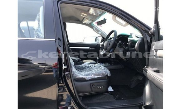 Buy Import Toyota Hilux Black Car in Import - Dubai in Belait Buy Import Toyota Hilux Black Car in Import - Dubai in Belait