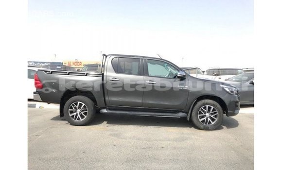 Buy Import Toyota Hilux Black Car in Import - Dubai in Belait Buy Import Toyota Hilux Black Car in Import - Dubai in Belait