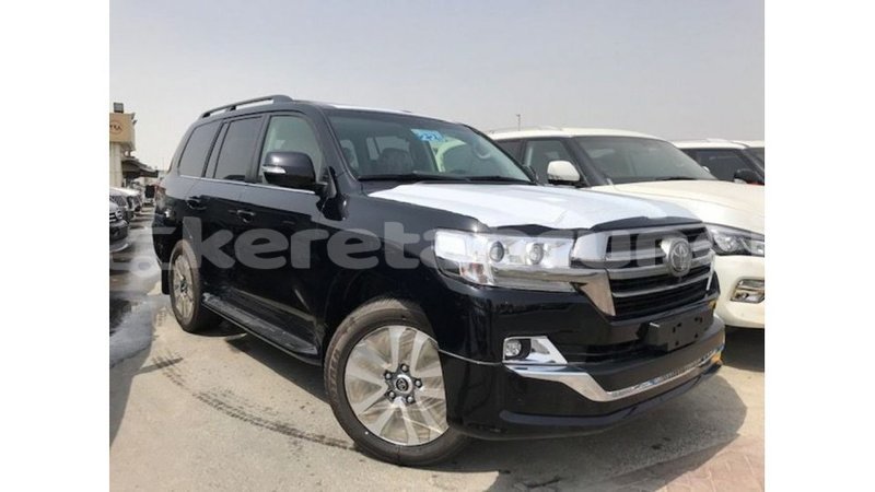 Big with watermark toyota land cruiser belait import dubai 2757
