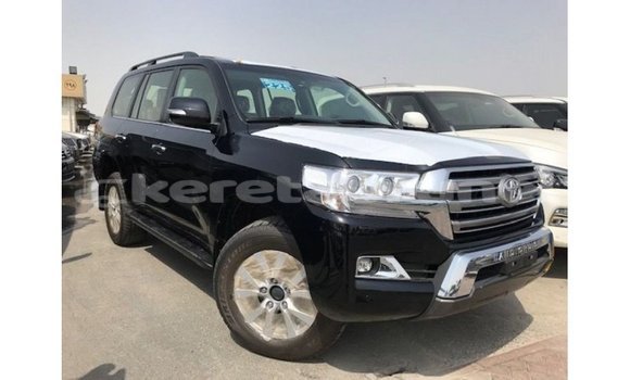 Buy Import Toyota Land Cruiser Black Car in Import - Dubai in Belait Buy Import Toyota Land Cruiser Black Car in Import - Dubai in Belait