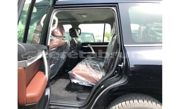Buy Import Toyota Land Cruiser Black Car in Import - Dubai in Belait Buy Import Toyota Land Cruiser Black Car in Import - Dubai in Belait
