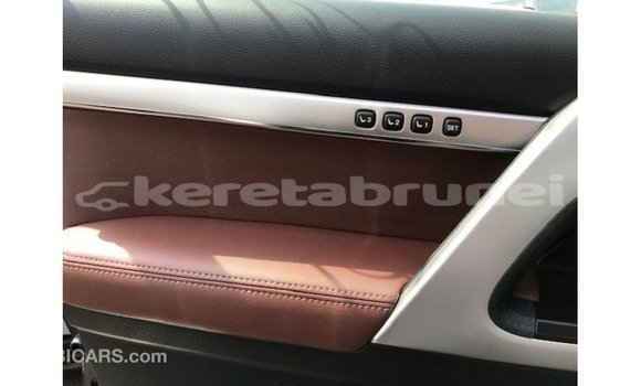 Buy Import Toyota Land Cruiser Black Car in Import - Dubai in Belait Buy Import Toyota Land Cruiser Black Car in Import - Dubai in Belait