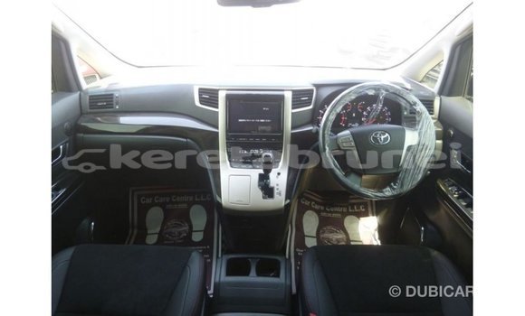 Buy Import Toyota Vellfire White Car in Import - Dubai in Belait Buy Import Toyota Vellfire White Car in Import - Dubai in Belait