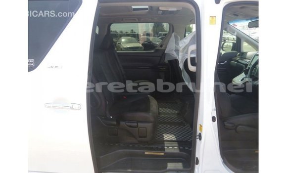 Buy Import Toyota Vellfire White Car in Import - Dubai in Belait Buy Import Toyota Vellfire White Car in Import - Dubai in Belait