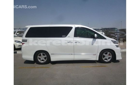 Buy Import Toyota Vellfire White Car in Import - Dubai in Belait Buy Import Toyota Vellfire White Car in Import - Dubai in Belait