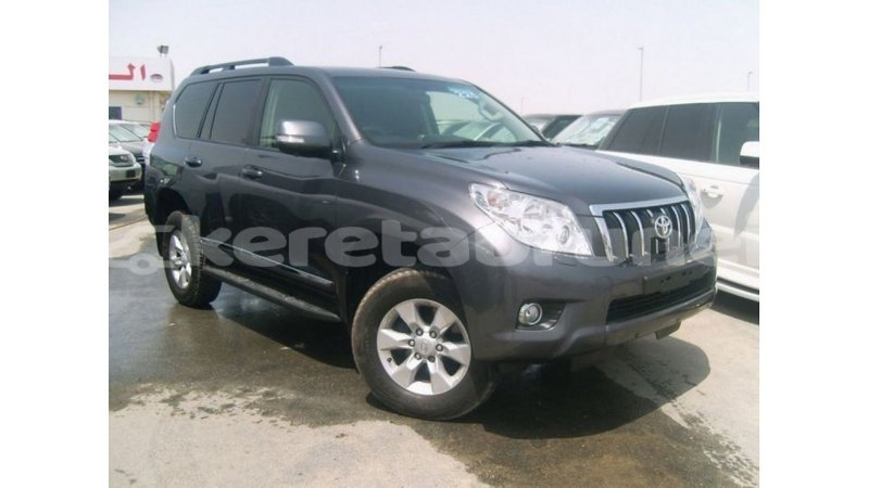 Big with watermark toyota prado belait import dubai 2787
