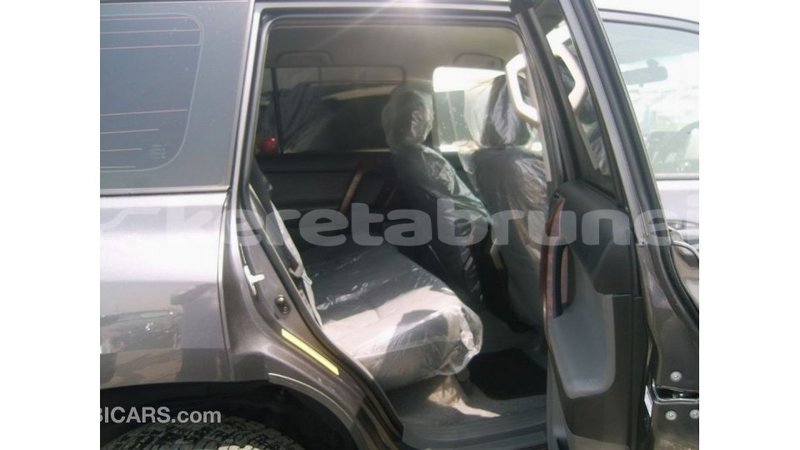 Big with watermark toyota prado belait import dubai 2787