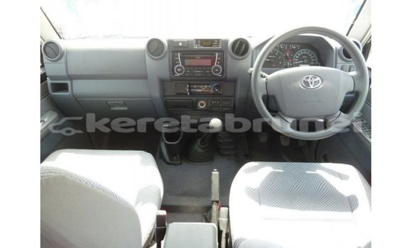Buy Import Toyota Land Cruiser Other Car in Import - Dubai in Belait Buy Import Toyota Land Cruiser Other Car in Import - Dubai in Belait