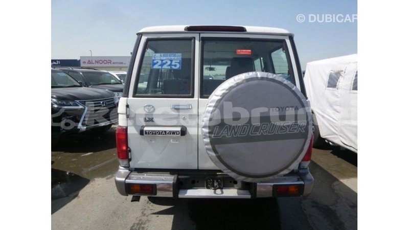 Big with watermark toyota land cruiser belait import dubai 2792