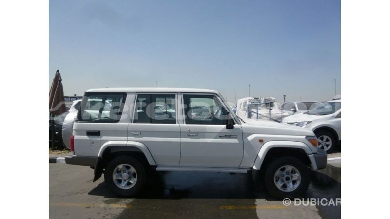 Big with watermark toyota land cruiser belait import dubai 2792