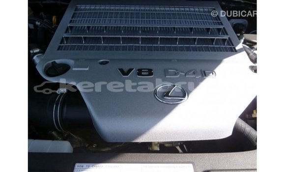 Buy Import Lexus LX White Car in Import - Dubai in Belait Buy Import Lexus LX White Car in Import - Dubai in Belait