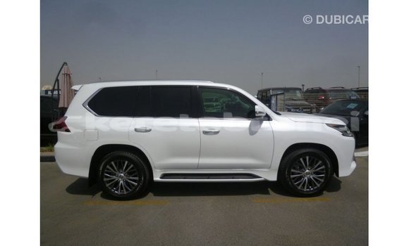 Buy Import Lexus LX White Car in Import - Dubai in Belait Buy Import Lexus LX White Car in Import - Dubai in Belait