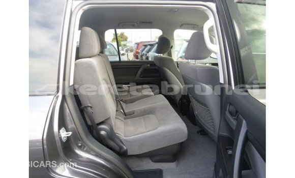 Buy Import Toyota Land Cruiser Other Car in Import - Dubai in Belait Buy Import Toyota Land Cruiser Other Car in Import - Dubai in Belait