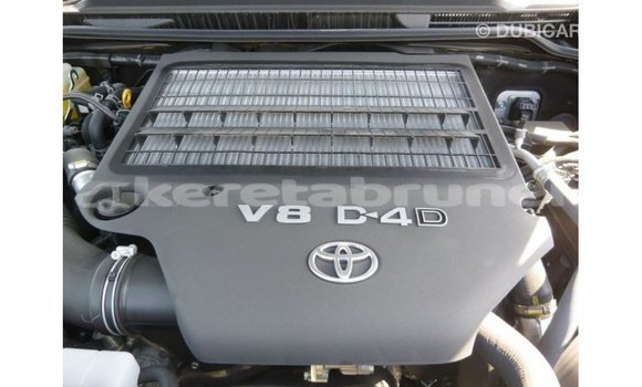 Buy Import Toyota Land Cruiser Black Car in Import - Dubai in Belait Buy Import Toyota Land Cruiser Black Car in Import - Dubai in Belait