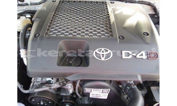 Buy Import Toyota Hilux Other Car in Import - Dubai in Belait Buy Import Toyota Hilux Other Car in Import - Dubai in Belait