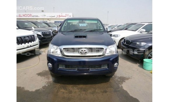 Buy Import Toyota Hilux Blue Car in Import - Dubai in Belait Buy Import Toyota Hilux Blue Car in Import - Dubai in Belait