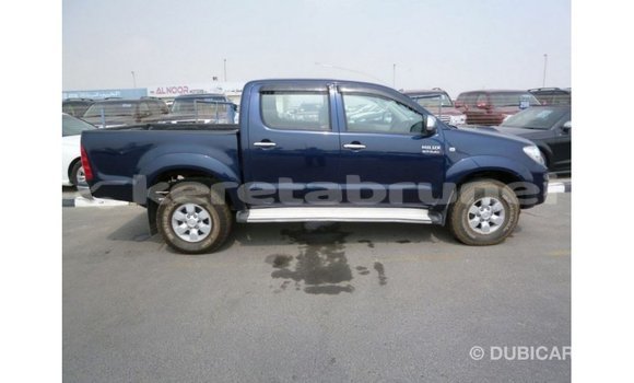 Buy Import Toyota Hilux Blue Car in Import - Dubai in Belait Buy Import Toyota Hilux Blue Car in Import - Dubai in Belait
