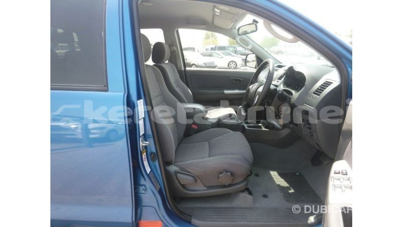 Big with watermark toyota hilux belait import dubai 2823