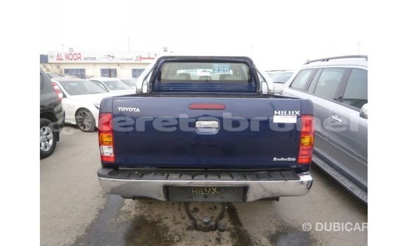 Buy Import Toyota Hilux Blue Car in Import - Dubai in Belait Buy Import Toyota Hilux Blue Car in Import - Dubai in Belait