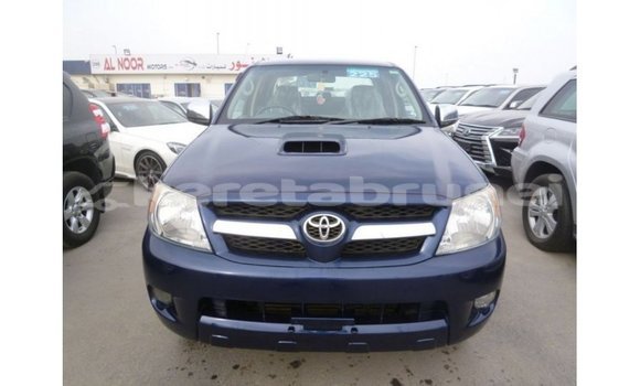 Buy Import Toyota Hilux Blue Car in Import - Dubai in Belait Buy Import Toyota Hilux Blue Car in Import - Dubai in Belait