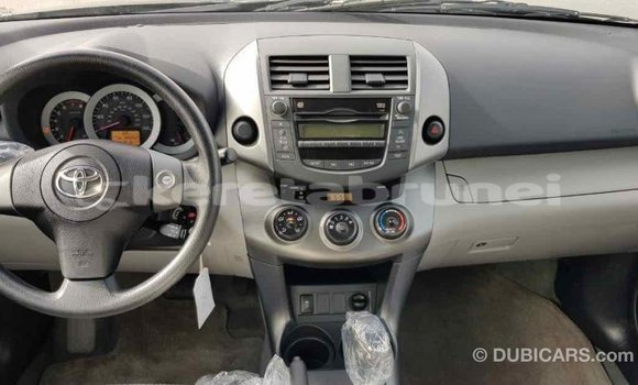 Buy Import Toyota RAV4 Green Car in Import - Dubai in Belait Buy Import Toyota RAV4 Green Car in Import - Dubai in Belait