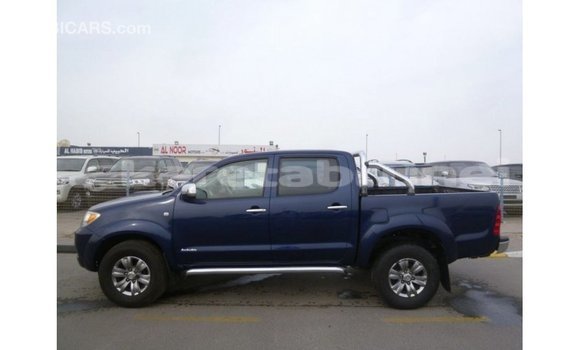 Buy Import Toyota Hilux Blue Car in Import - Dubai in Belait Buy Import Toyota Hilux Blue Car in Import - Dubai in Belait