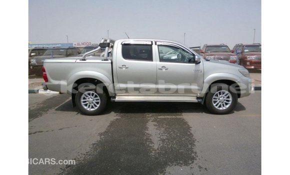 Buy Import Toyota Hilux Other Car in Import - Dubai in Belait Buy Import Toyota Hilux Other Car in Import - Dubai in Belait