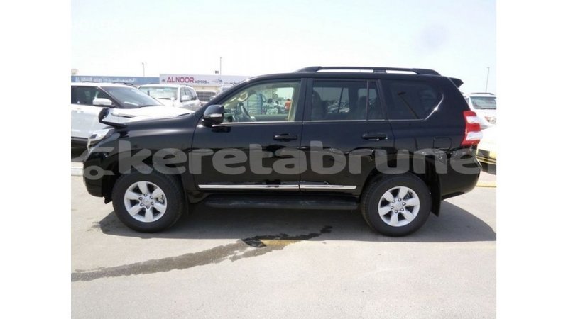 Big with watermark toyota prado belait import dubai 2833