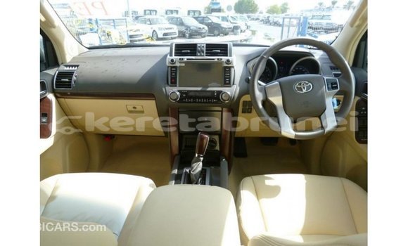 Buy Import Toyota Prado White Car in Import - Dubai in Belait Buy Import Toyota Prado White Car in Import - Dubai in Belait