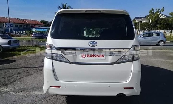 Buy Used Toyota Vellfire White Car in Bandar Seri Begawan in Brunei-Muara Buy Used Toyota Vellfire White Car in Bandar Seri Begawan in Brunei-Muara