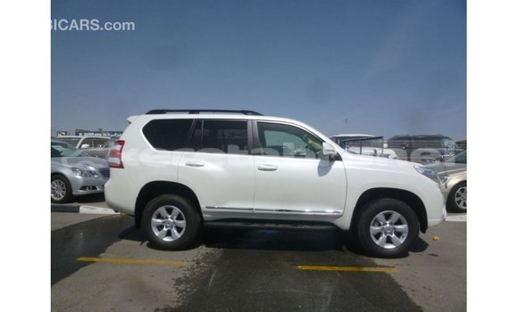 Buy Import Toyota Prado White Car in Import - Dubai in Belait Buy Import Toyota Prado White Car in Import - Dubai in Belait