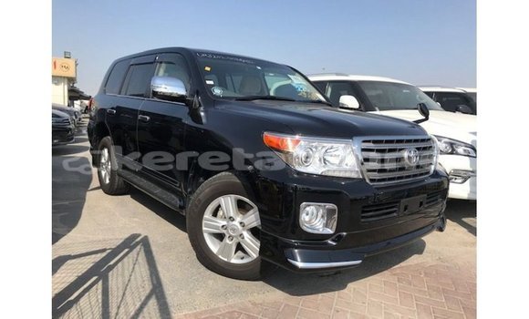 Buy Import Toyota Land Cruiser Black Car in Import - Dubai in Belait Buy Import Toyota Land Cruiser Black Car in Import - Dubai in Belait
