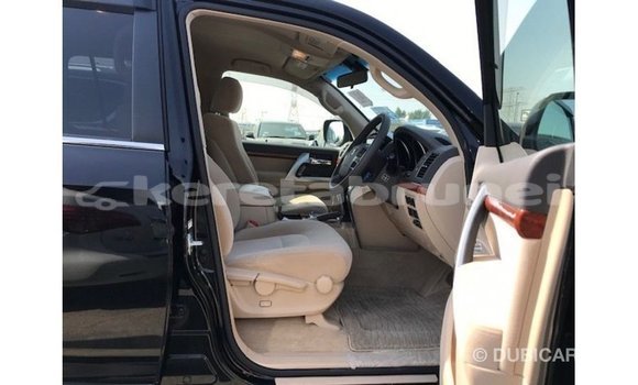 Buy Import Toyota Land Cruiser Black Car in Import - Dubai in Belait Buy Import Toyota Land Cruiser Black Car in Import - Dubai in Belait